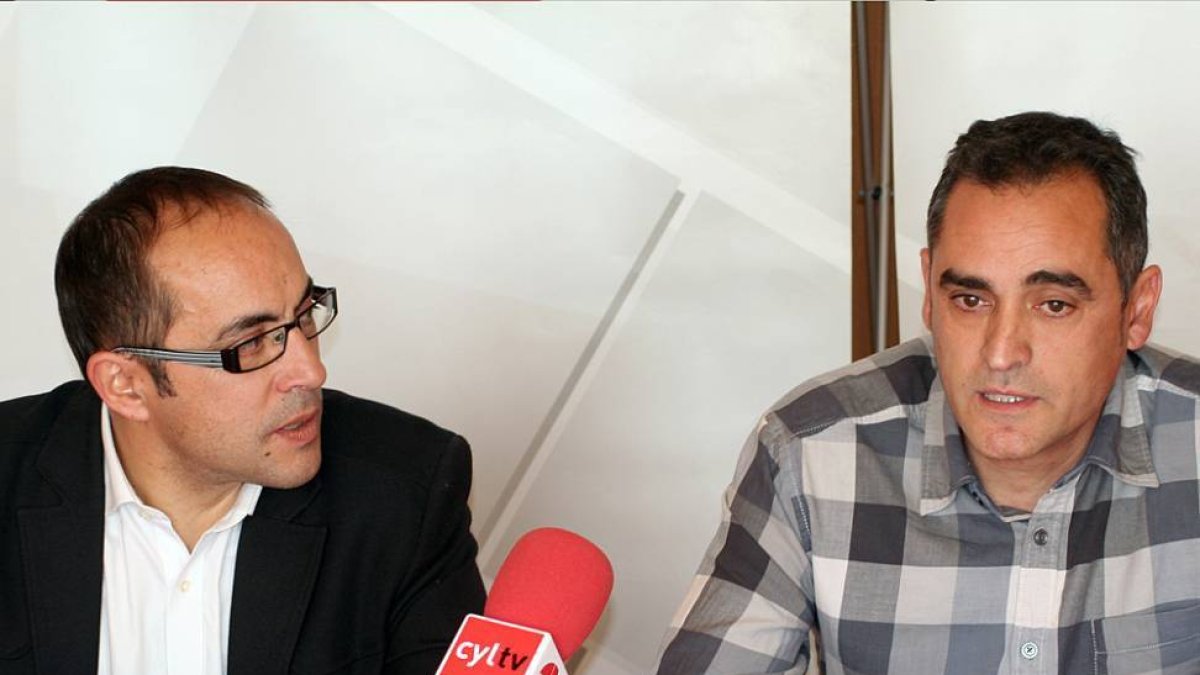 Luis Rey y Martín Navas, en la presentación de la candidatura.-PSOE