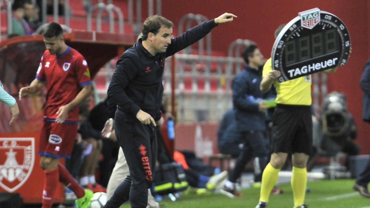 Jagoba Arrasate en el encuentro del pasado sábado ante el Granada en el campo de Los Pajaritos.-Valentín Guisande