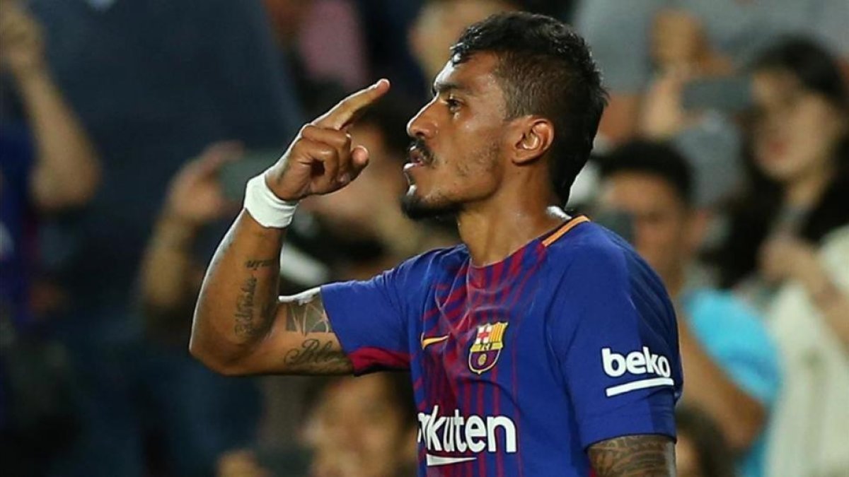 Paulinho celebra su gol al Eibar en el Camp Nou.-REUTERS / ALBERT GEA