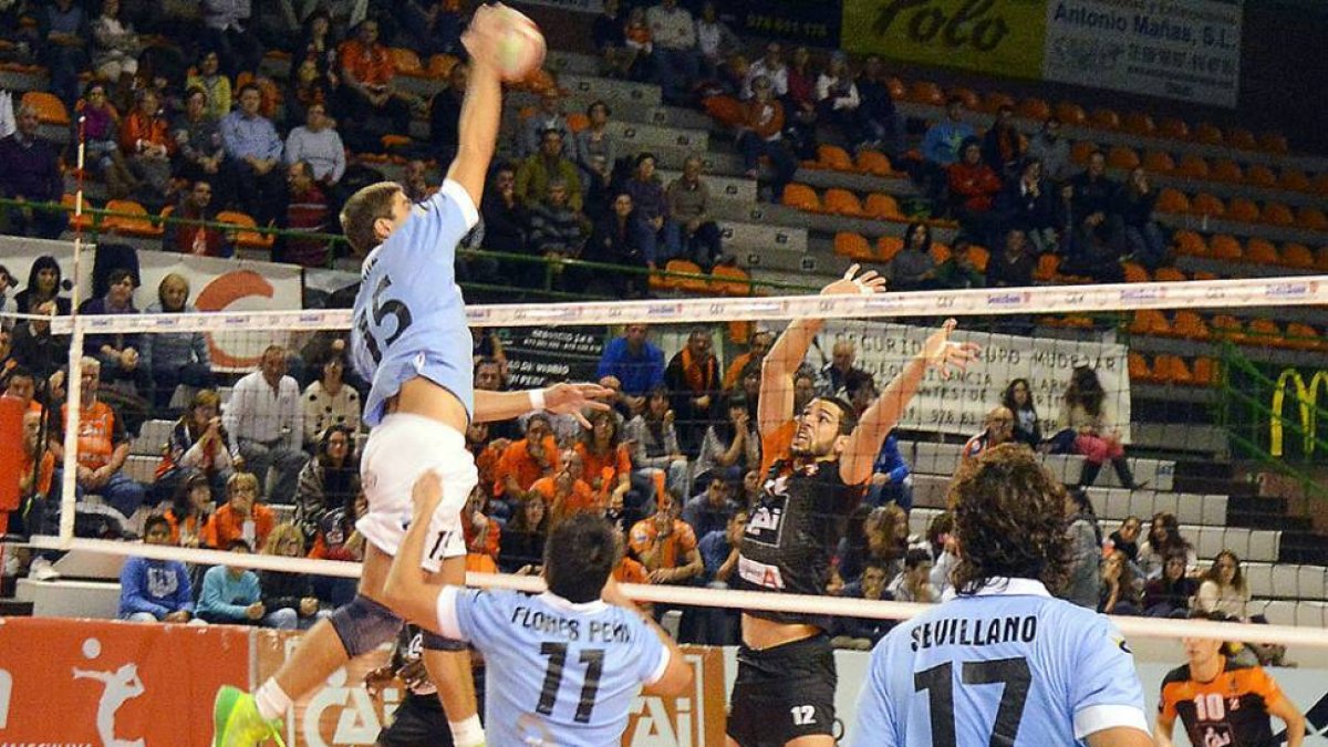 Imagen del partido del Río Duero en Teruel esta temporada.-RFEVB