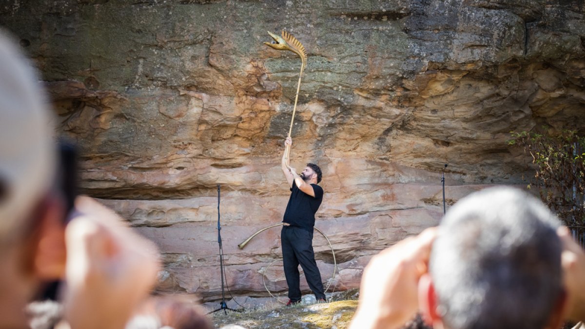 El monte Valonsadero ha acogido este domingo una actuación del Otoño Musical Soriano, con la actuación de Abraham Cupeiro. G. MONTESEGURO