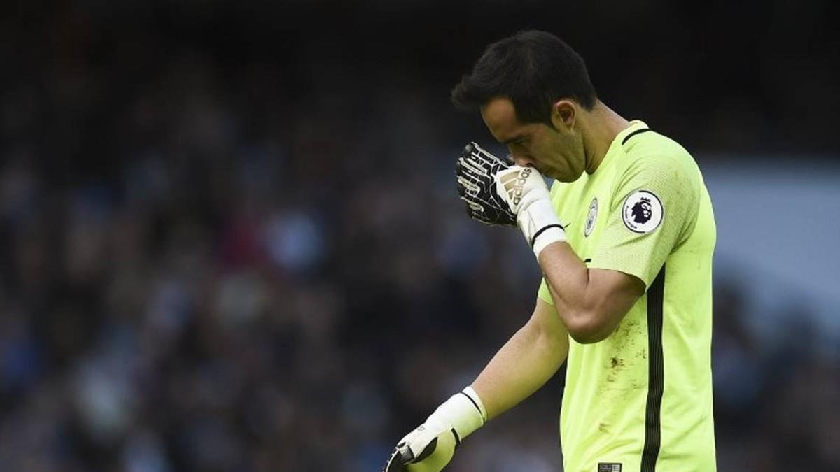 Claudio Bravo.-
