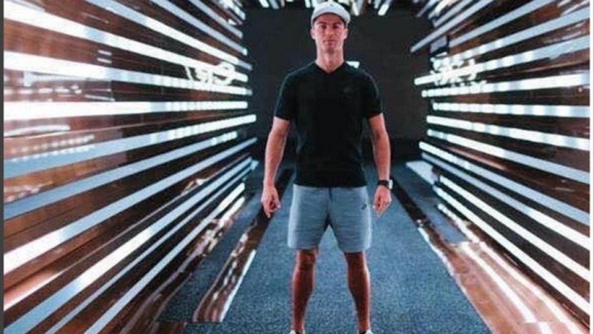 La imagen que Cristiano Ronaldo ha colgado en Instagram este martes.-EL PERIÓDICO