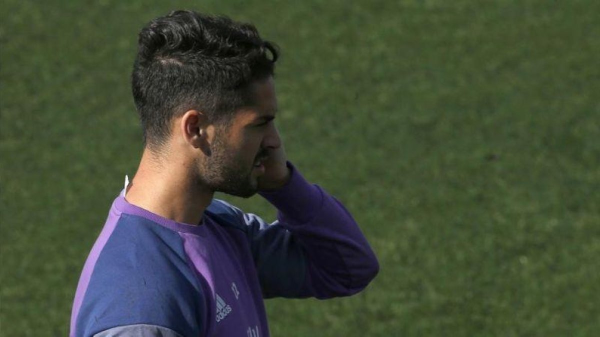 Isco, en un entrenamiento del Madrid.-EFE / KIKO HUESCA