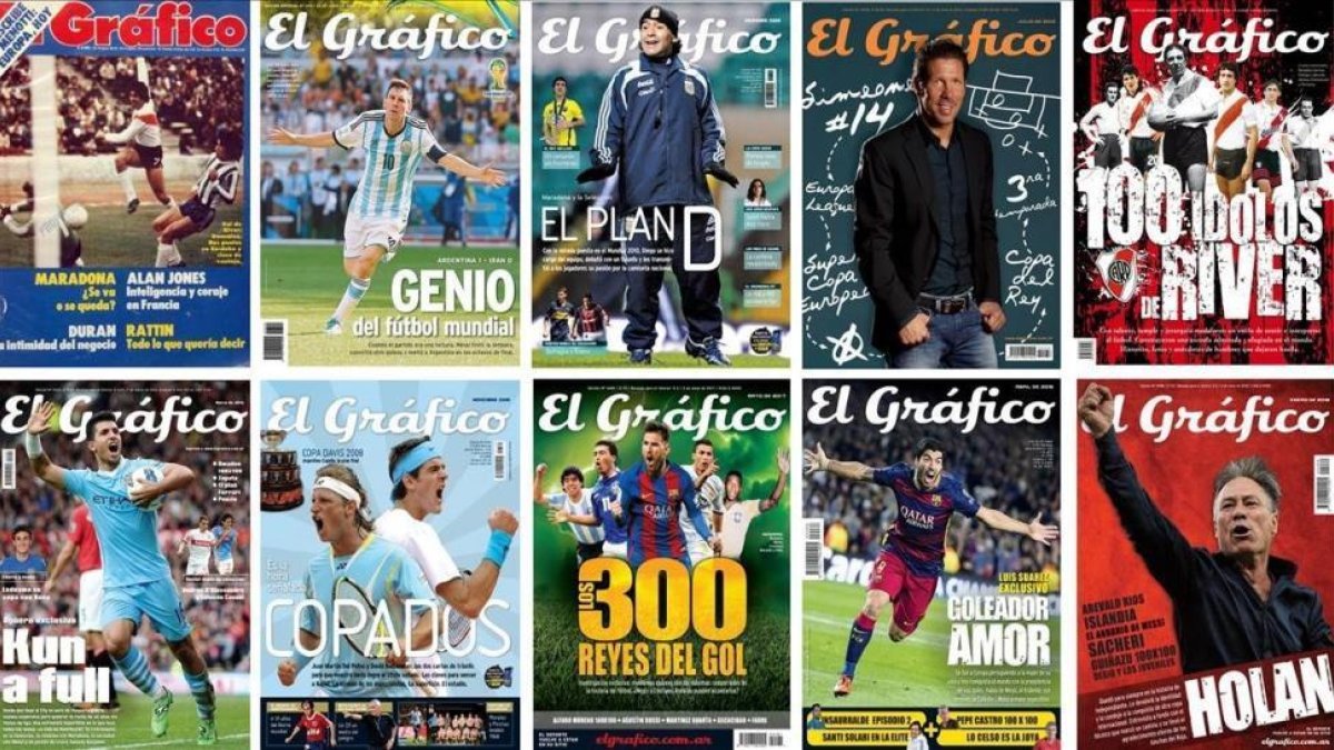 Escaparate con una selección de las revistas editadas por El Gráfico.-EL PERIÓDICO