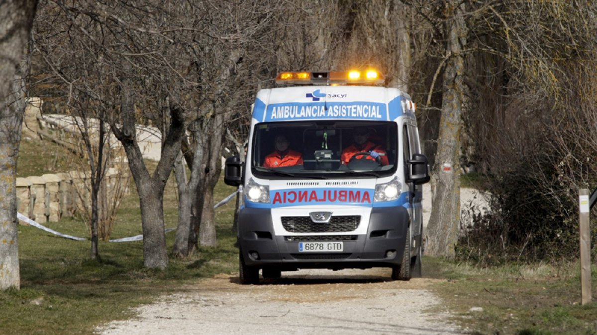 Imagen de archivo de una ambulancia.-HDS