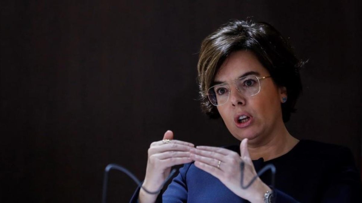 Soraya Sáenz de Santamaría, este martes en Madrid.-/ PERIODICO (EFE / EMILIO NARANJO)