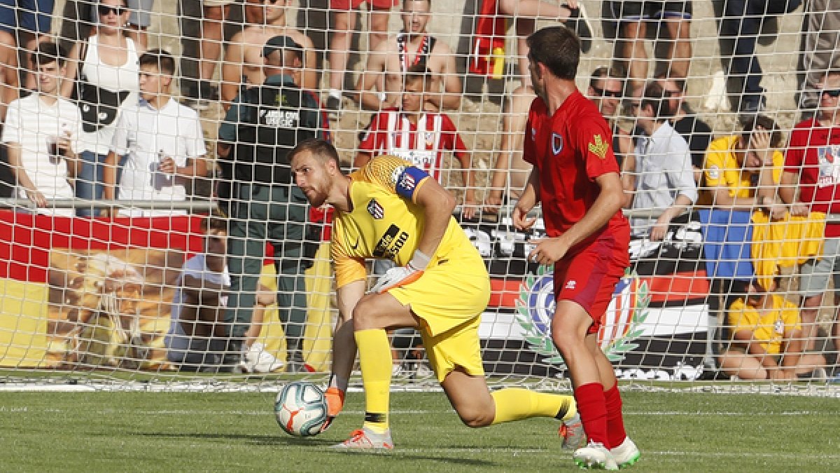 El amistoso entre Numancia y Atlético ya es un clásico del verano burgense. HDS