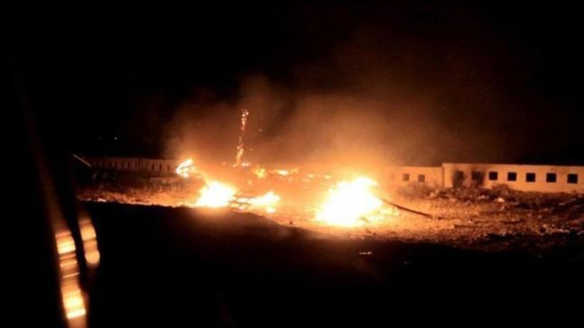 Bombardeos en la ciudad siria de Raqqa.-AP