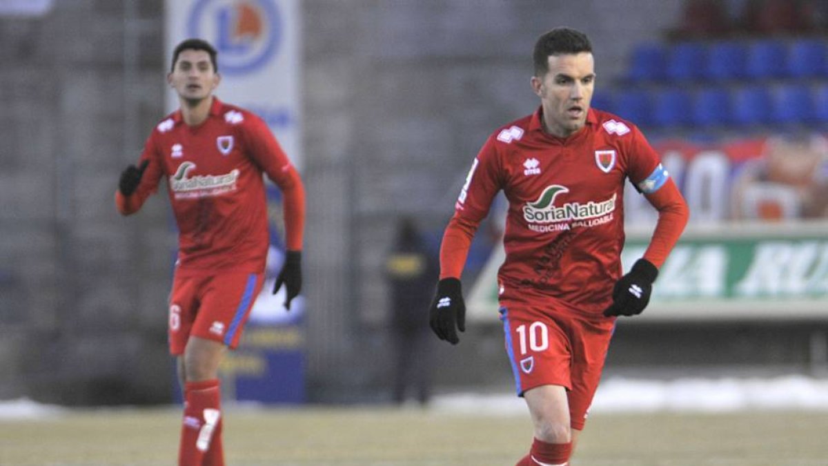 Julio Álvarez regresa al once tras un partido de sanción.-Diego Mayor