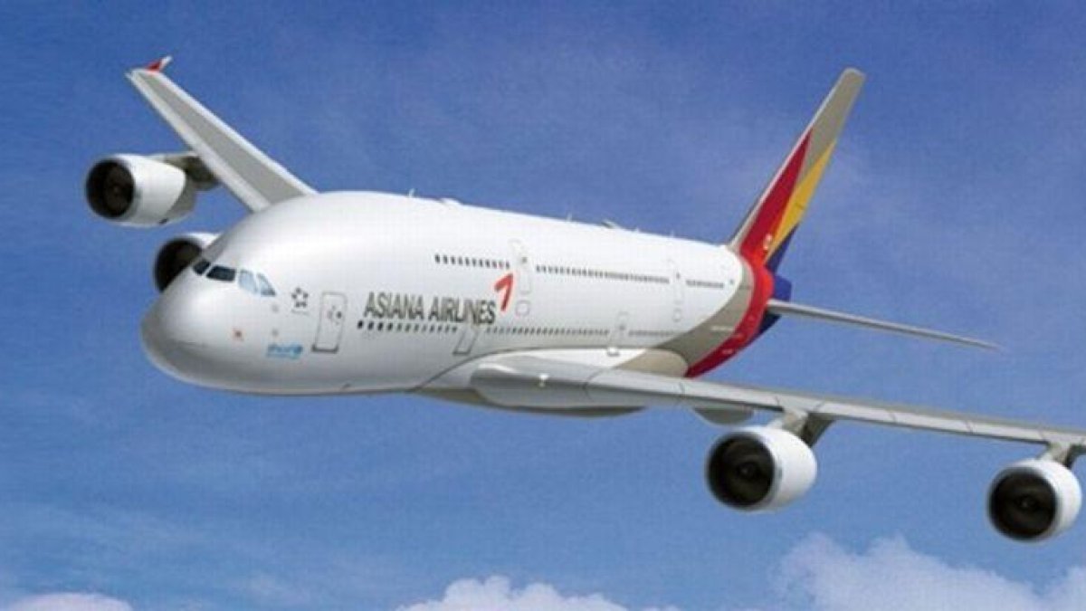 Un avión de Asiana.-EL PERIÓDICO