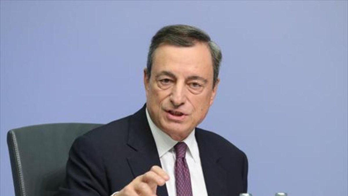 Mario Draghi, presidente del Banco Central Europeo.-ARMANDO BABANI