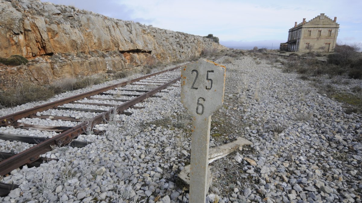 La Soria-Castejón a su paso por Aldealpozo. HDS