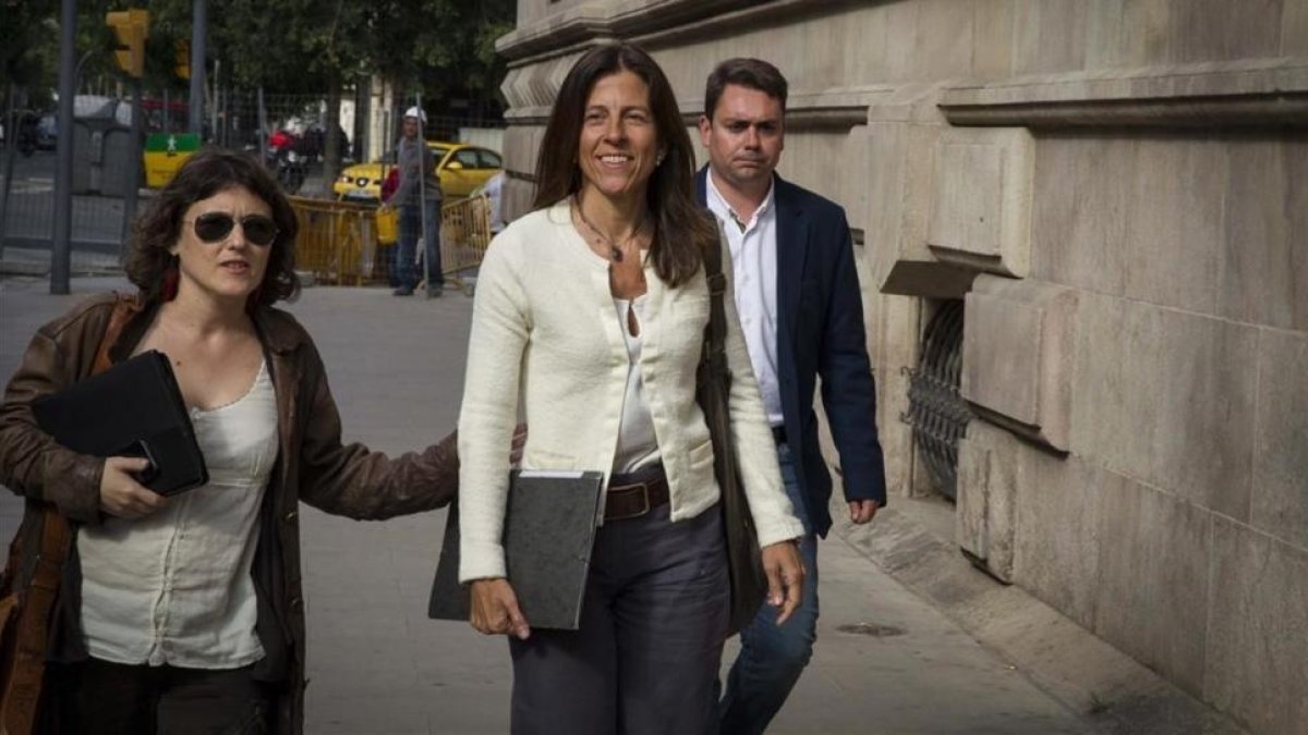 Anna Vidal, esposa de Oriol Pujol.-CARLOS MONTAÑÉS