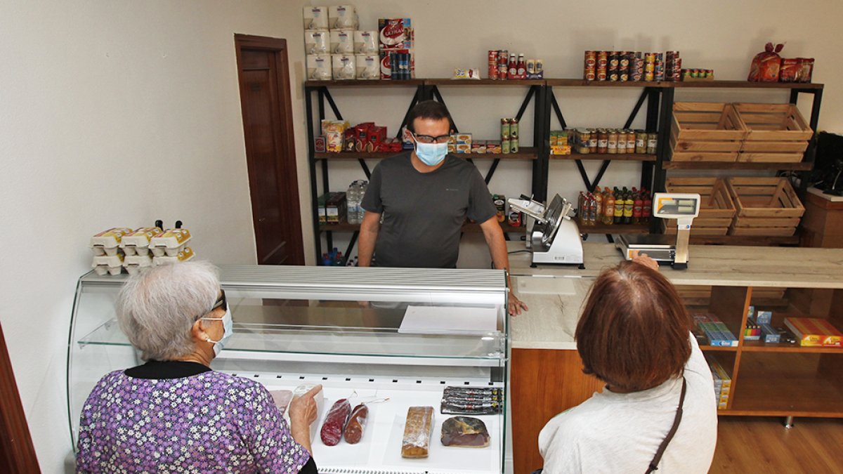 Comercio rural.-MARIO TEJEDOR