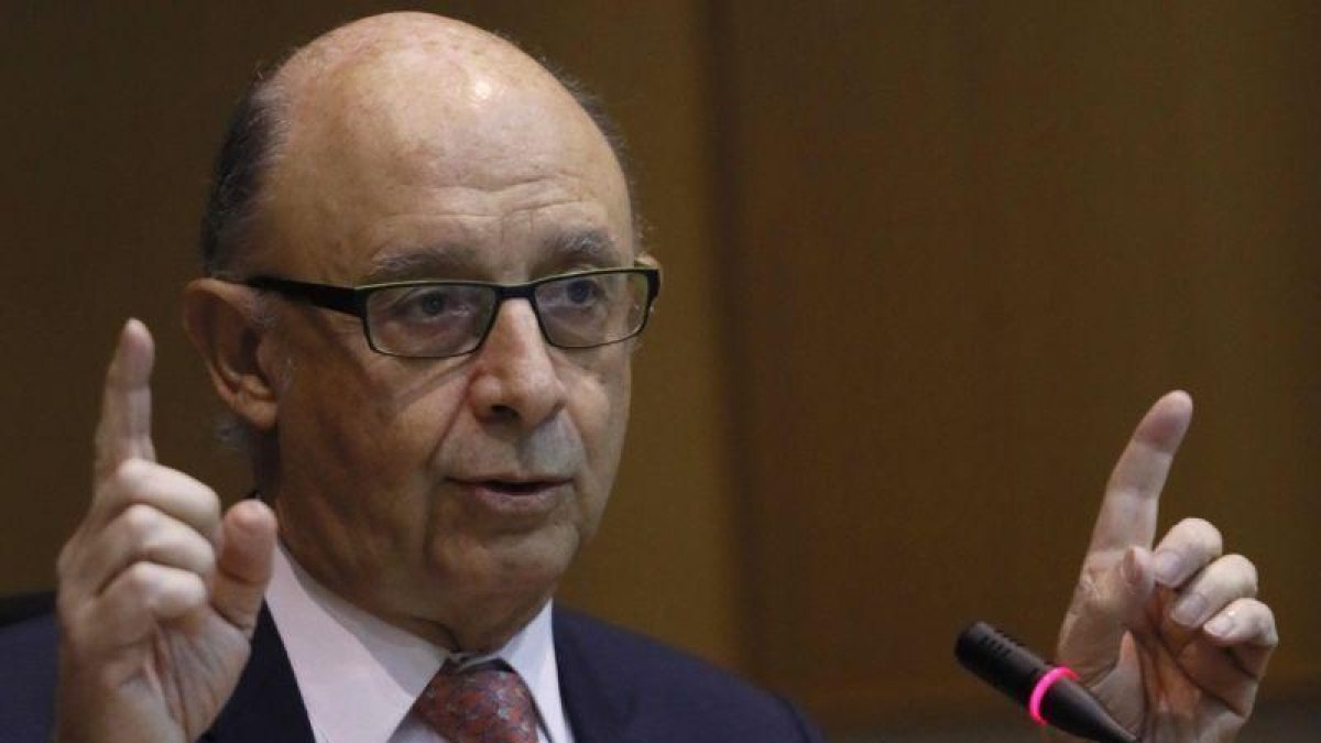 El ministro de Hacienda y Función Pública, Cristóbal Montoro.-FERNANDO ALVARADO (EFE)
