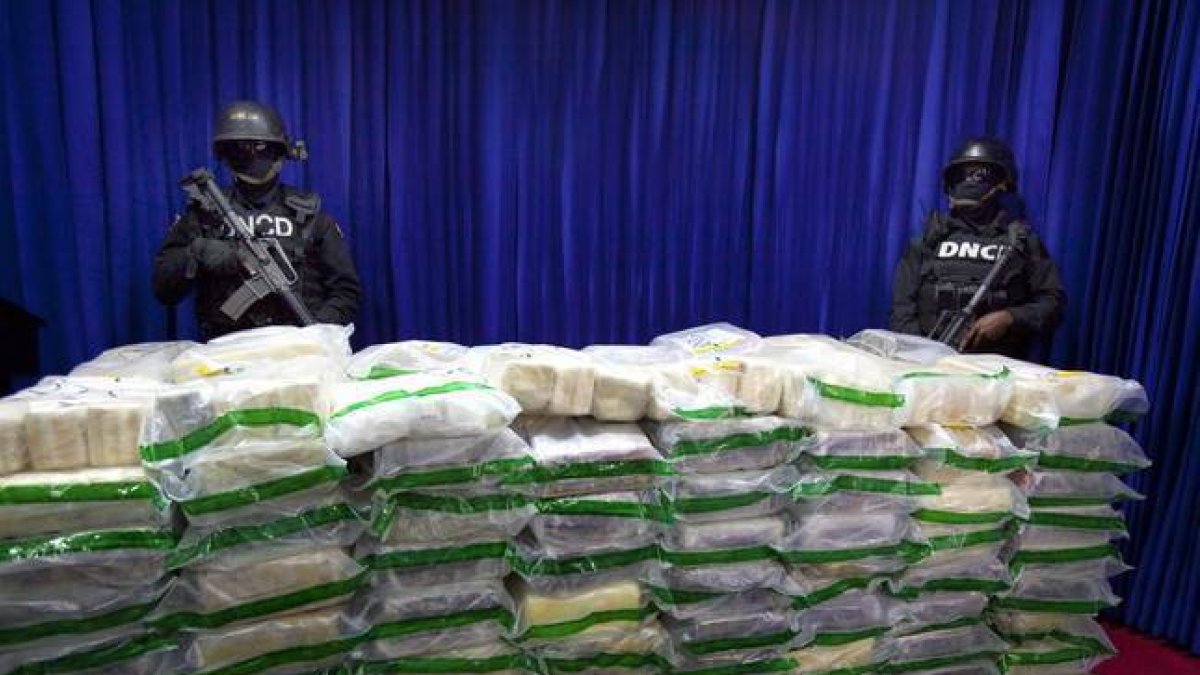 En enero del 2014 se incautó una tonelada de cocaína en Santo Domingo, que iba con destino a Barcelona.-Foto: ORLANDO BARRÍA