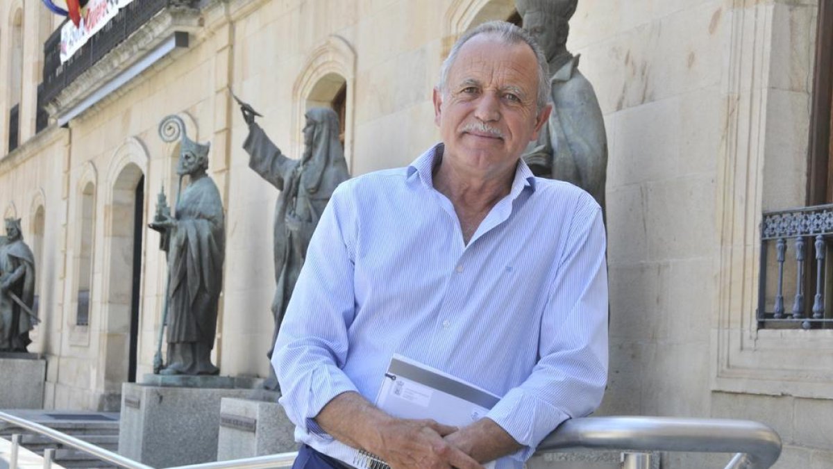 Jose Antonio de Miguel, presidente de la PPSO.-V.G.
