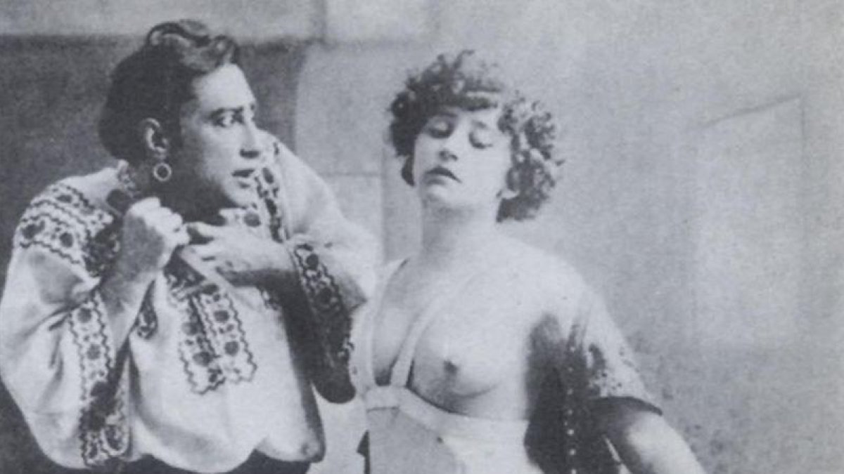 Georges Wague y Colette, en una representación de la obra La chair.-COLECCIÓN JOUVENEL
