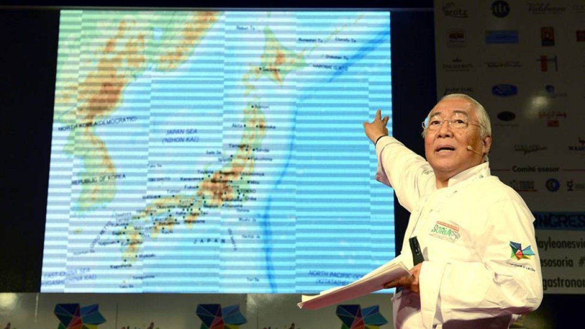 El cocinero japonés Yukio Hattori ayer en el Soria Gastronómica.-ÁLVARO MARTÍNEZ