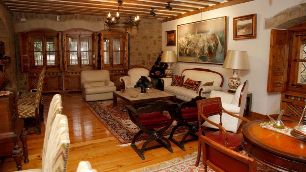 Interior de una dependencia de la casa.-MARÍA FERRER