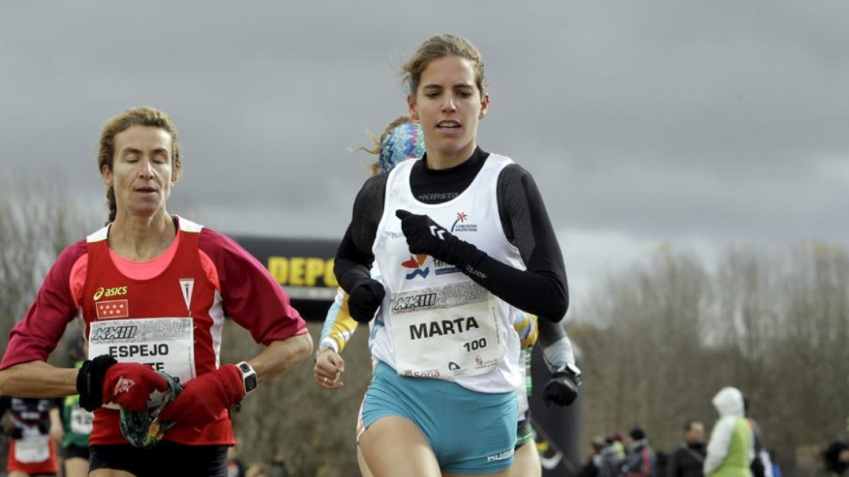 Marta Pérez, durante la prueba de campo a través de Soria en Valonsadero.-LUIS ÁNGEL TEJEDOR