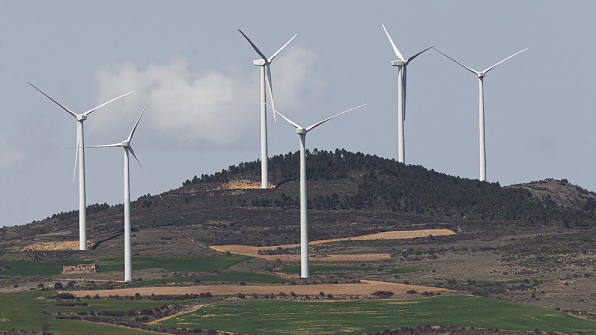 Aerogeneradores en la provincia - MARIO TEJEDOR