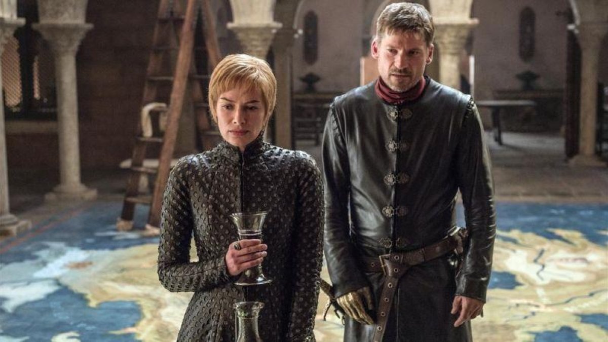 Lena Headey y Nikolaj Coster-Waldau, en una imagen de Juego de tronos.-EL PERIÓDICO