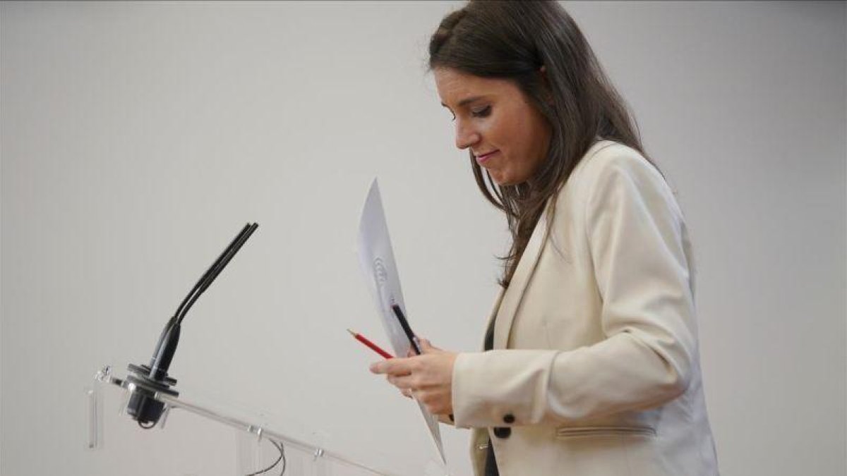La portavoz de Podemos en el Congreso, Irene Montero-JOSE LUIS ROCA