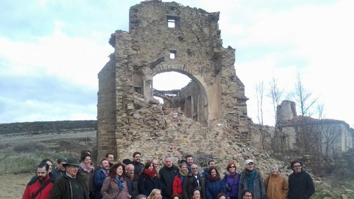 Sarnago celebra una jornada medio ambiental-Asociación de Amigos de Sarnago