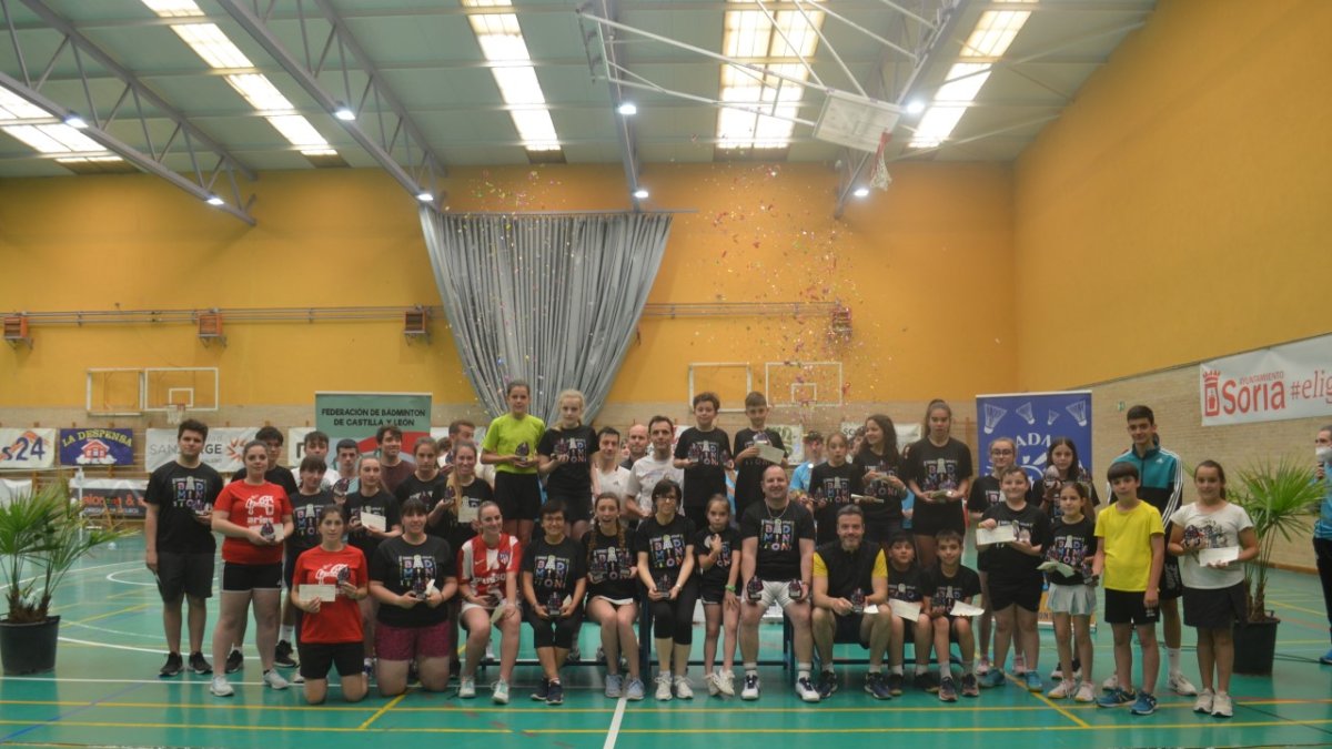 Ganadores XVIII Torneo Popular de Bádminton. HDS