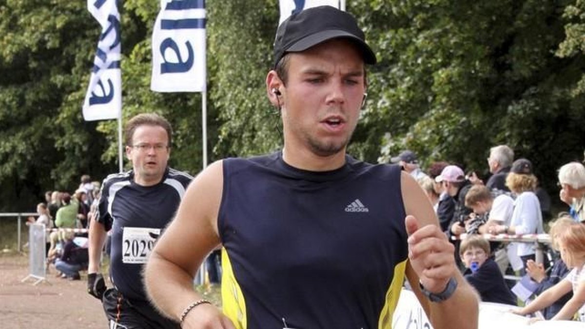 El copiloto Andreas Lubitz en una foto de 2009.-