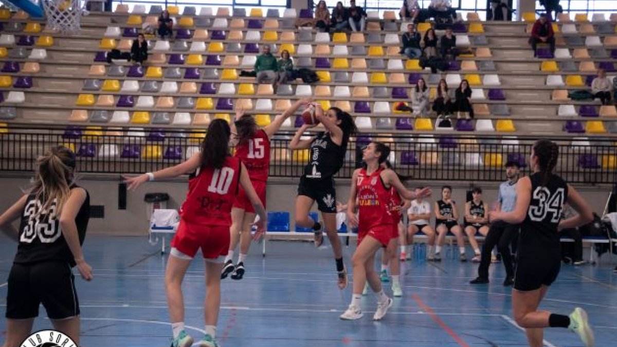 El Semillas Adolfo Martínez disputó el domingo un último cuarto para el recuerdo. HDS