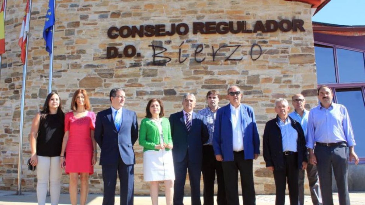 Presentación del acuerdo entre el CRDO Bierzo, la Cámara de Comercio y el Ayuntamiento de Astorga y la Academia Leonesa de Gastronomía para la promoción del patrimonio cultural y gastronómico de La Maragatería y El Bierzo-ICAL