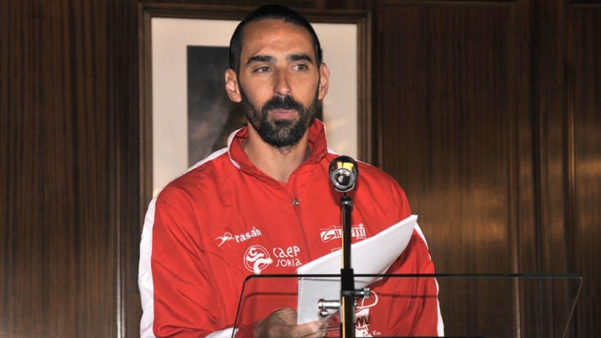 El técnico del Club Atletismo Numantino, Enrique Márquez.-VALENTÍN GUISANDE