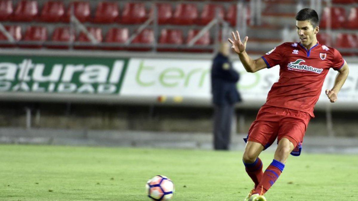 Carlos Gutiérrez se pierde los dos próximos partidos ligueros por lesión.-VALENTÍN GUISANDE