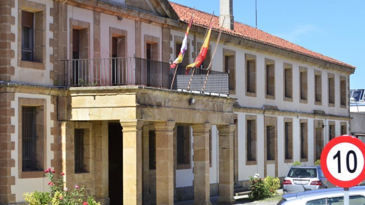 La cárcel está envuelta en la polémica.-Álvaro Martínez
