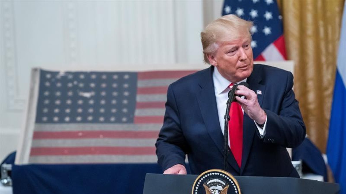 Trump, este jueves.-EFE / JIM LO SCALZO
