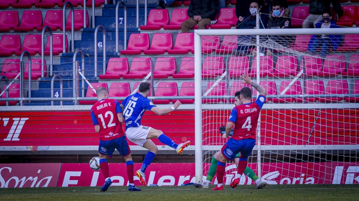 Numancia y Teruel empataron a cero en la primera vuelta en Los Pajaritos. MARIO TEJEDOR