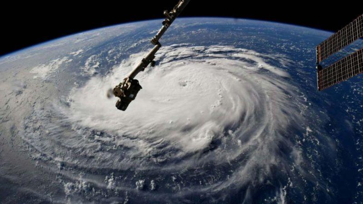 Un millón de personas serán evacuadas por la llegada del Huracán Florence a la costa este de EEUU.-NASA (REUTERS)