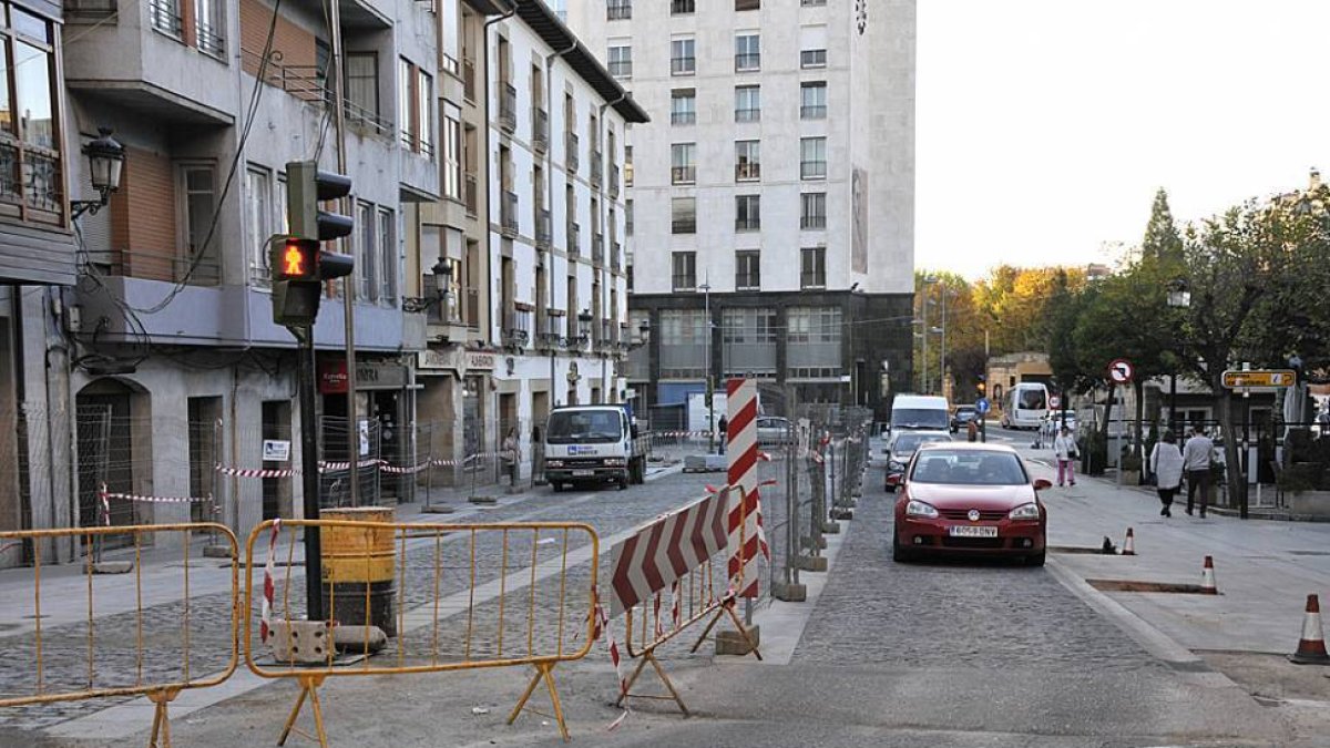 Obras en Ramón y Cajal.-VALENTÍN GUISANDE