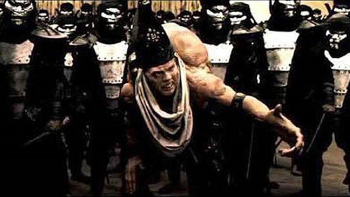 El traidor Efialtes, según la versión cinematográfica inspirada en la mirada de Frank Miller.-EL PERIÓDICO