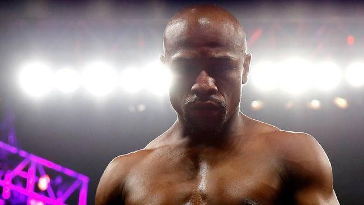 Floyd Mayweather, antes de comenzar la llamada 'pelea del siglo', el pasado 2 de mayo ante Manny Pacquiao en Las Vegas.-Foto: AP / AL BELLO