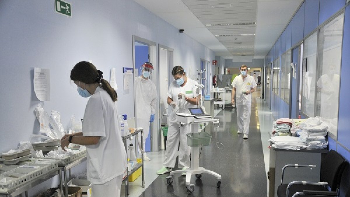 Imagen de archivo del hospital de Soria. VALENTÍN GUISANDE