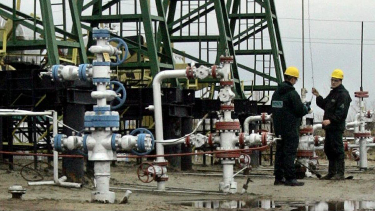 Pozo de petróleo en Siberia-AFP