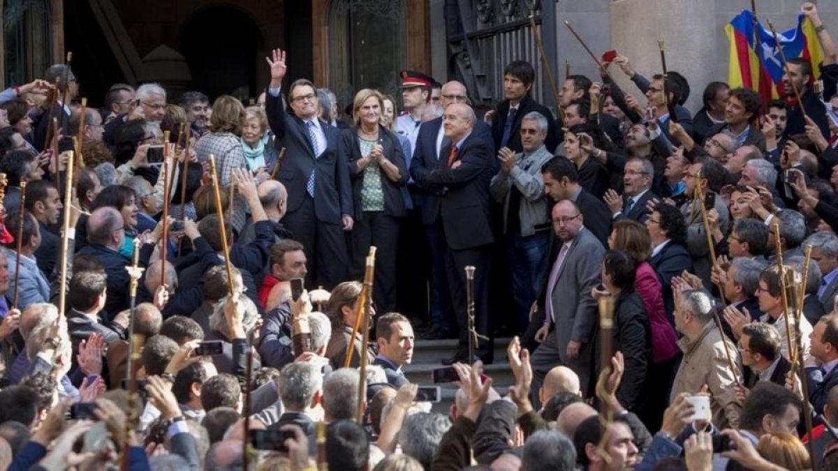 El expresident de la Generalitat, Artur Mas, antes de declarar en el TSJC como imputado por la consulta del 9-N.-FERRAN NADEU