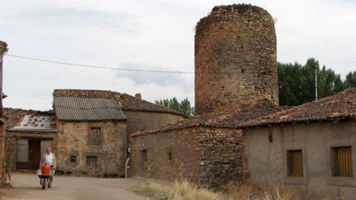 Estado actual de la atalaya de Liceras. / JAVIER SOLÉ-