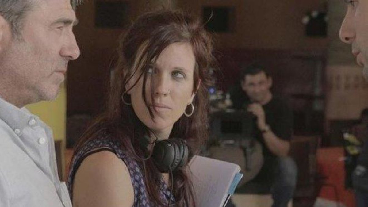 La directora Neus Ballús, en el rodaje de ’El viaje de Marta’-