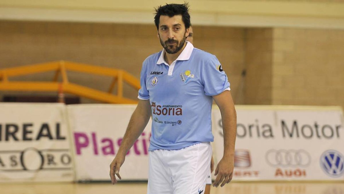 Alfonso Flores en un partido con el Río Duero.-Valentín Guisande