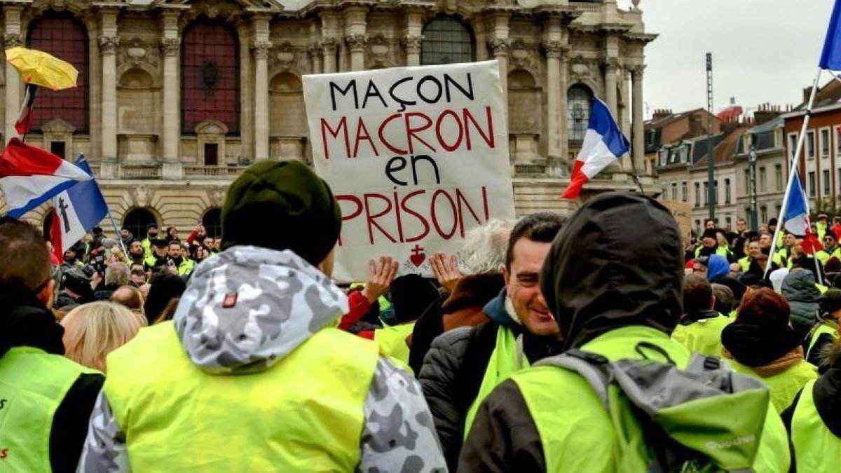 Protesta de los chalecos amarillos en Lille, en el norte de Francia.-PHILIPPE HUGUEN (AFP)